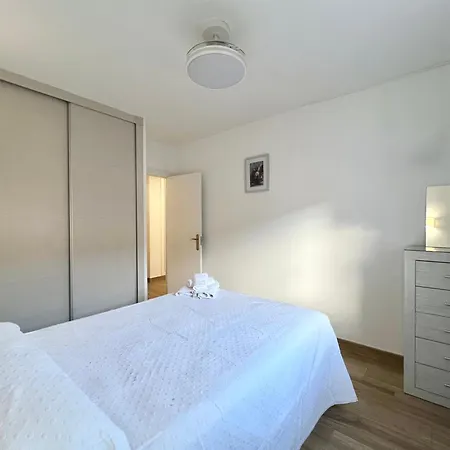 Urban Bay Center & Apartmán Fuengirola